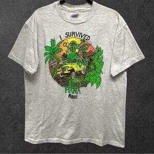 Vintage 1990s “I Survived The Road To Hana” Maui Souvenir T-Shirt // L